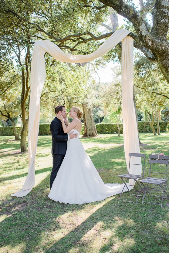 summer-romance-garden-wedding