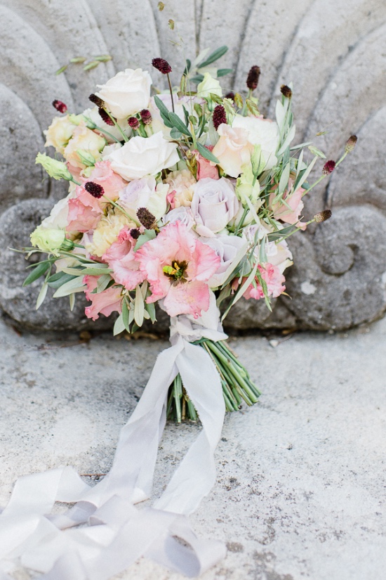 summer-romance-garden-wedding
