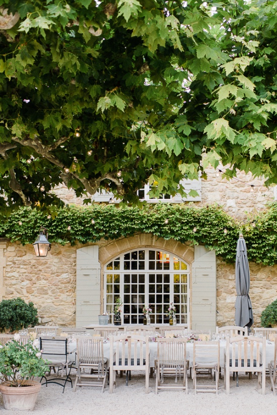 summer-romance-garden-wedding