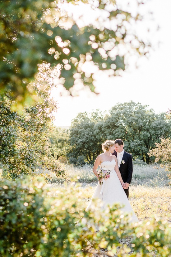summer-romance-garden-wedding