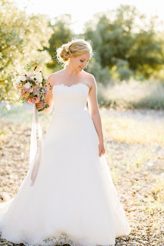 summer-romance-garden-wedding