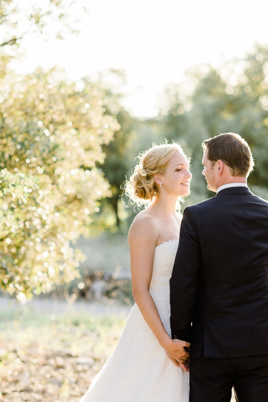 summer-romance-garden-wedding