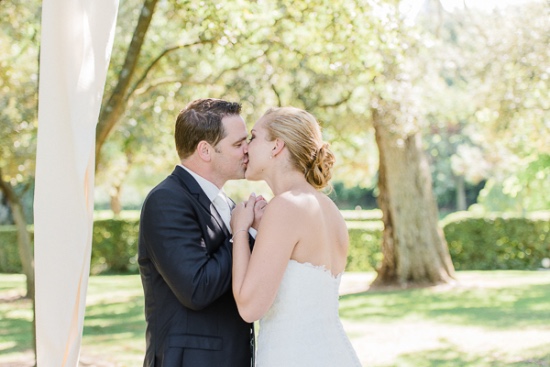 summer-romance-garden-wedding