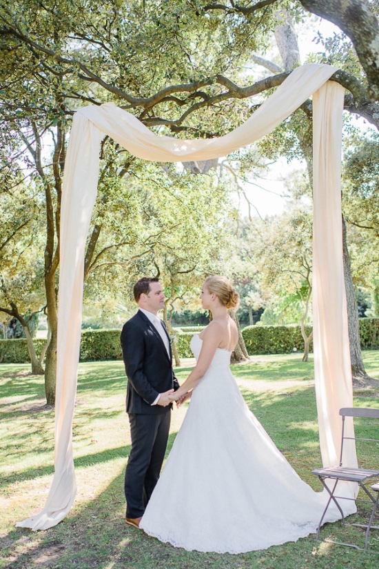 summer-romance-garden-wedding