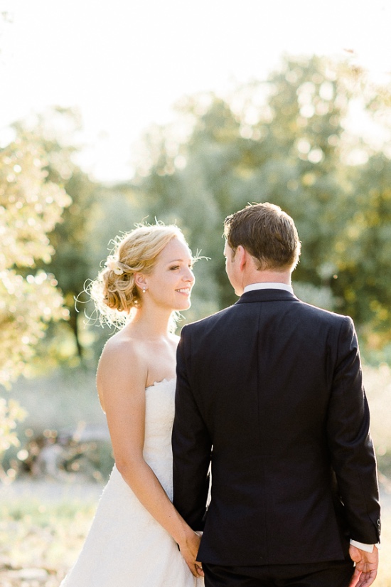 summer-romance-garden-wedding