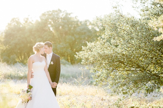 summer-romance-garden-wedding