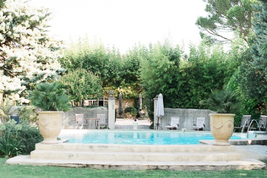 summer-romance-garden-wedding