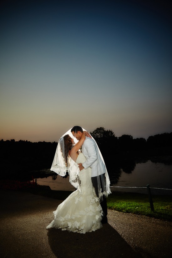 traditional-glamour-garden-wedding