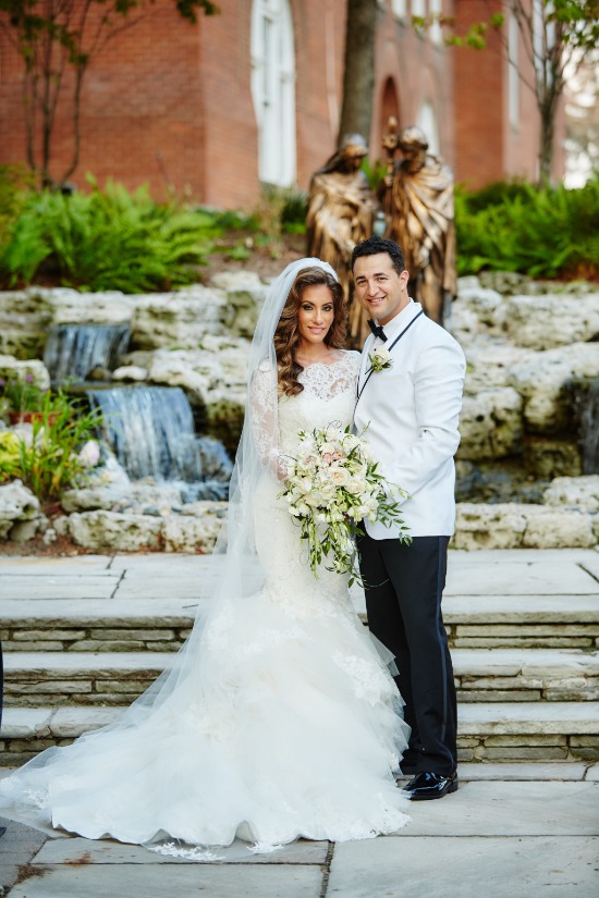 traditional-glamour-garden-wedding