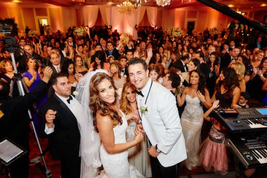 traditional-glamour-garden-wedding