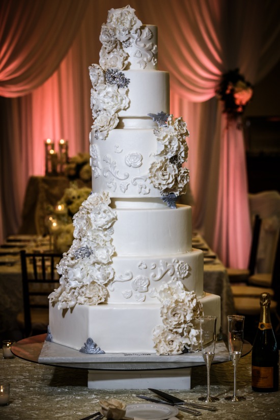 traditional-glamour-garden-wedding