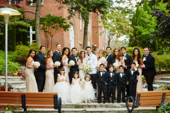 traditional-glamour-garden-wedding