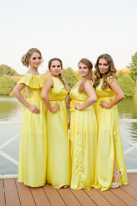 yellow bridesmaids @weddingchicks