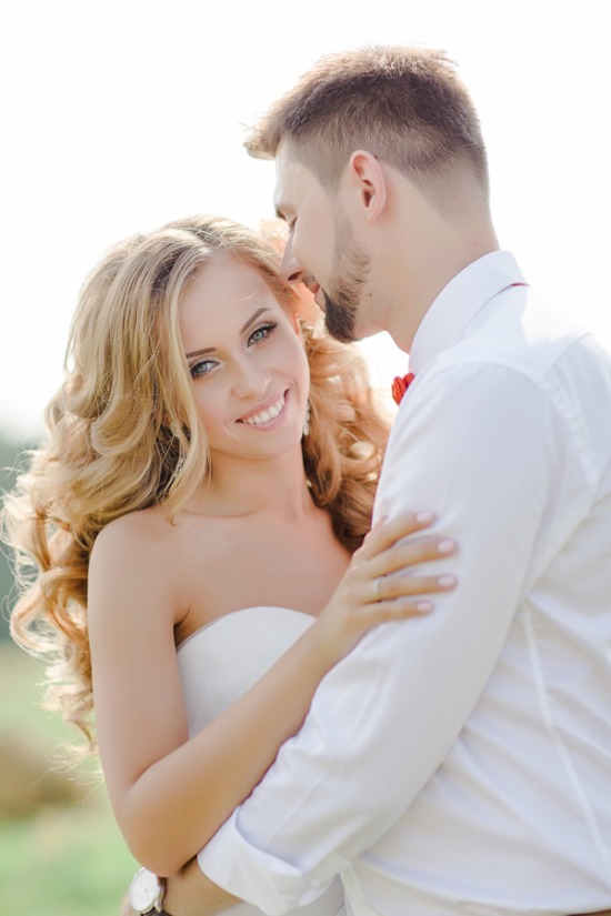 yellow-and-pink-lakeside-wedding