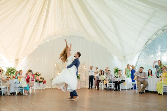 yellow-and-pink-lakeside-wedding