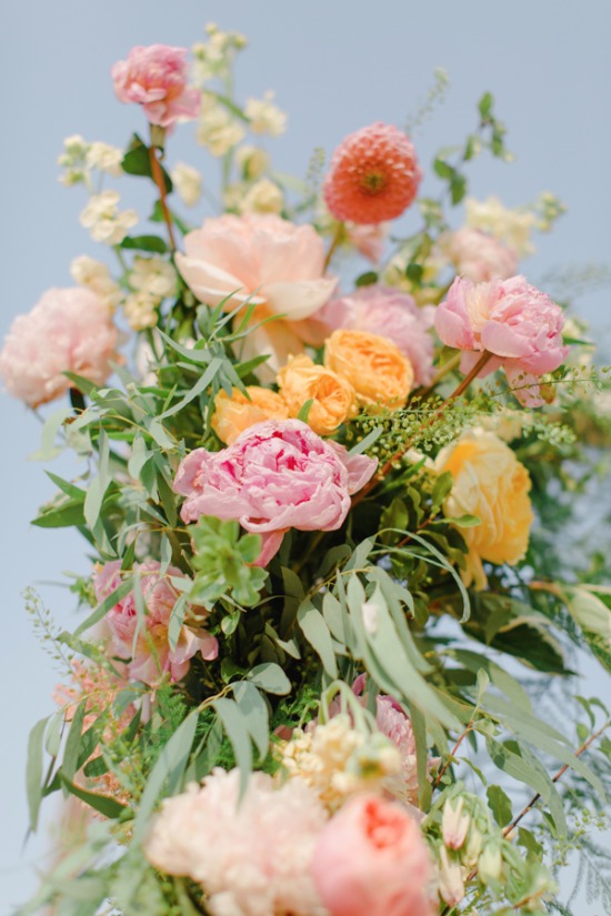 yellow-and-pink-lakeside-wedding