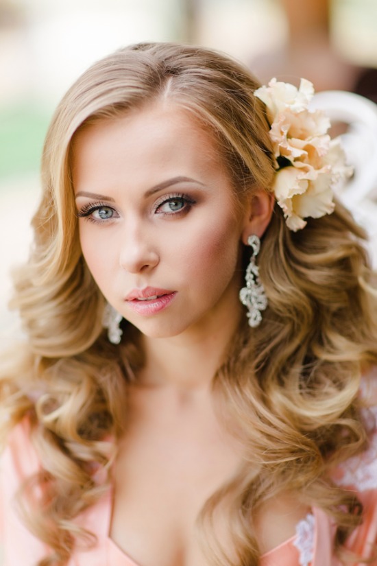 yellow-and-pink-lakeside-wedding