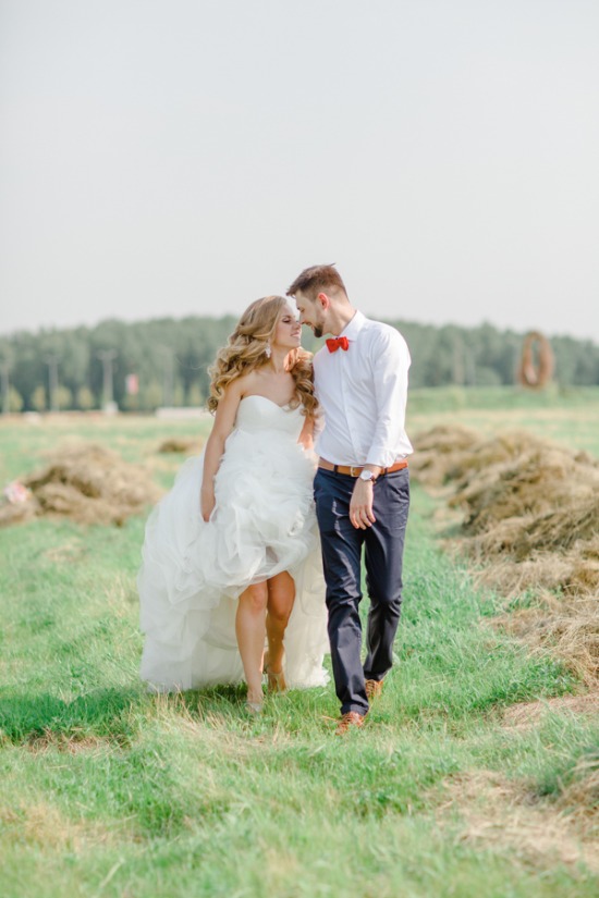 yellow-and-pink-lakeside-wedding