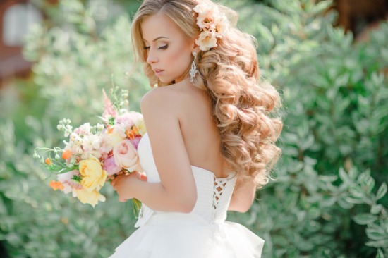 yellow-and-pink-lakeside-wedding