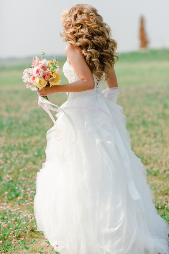 yellow-and-pink-lakeside-wedding