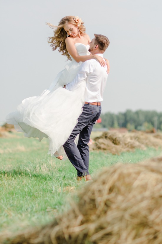 yellow-and-pink-lakeside-wedding