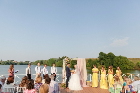 yellow-and-pink-lakeside-wedding