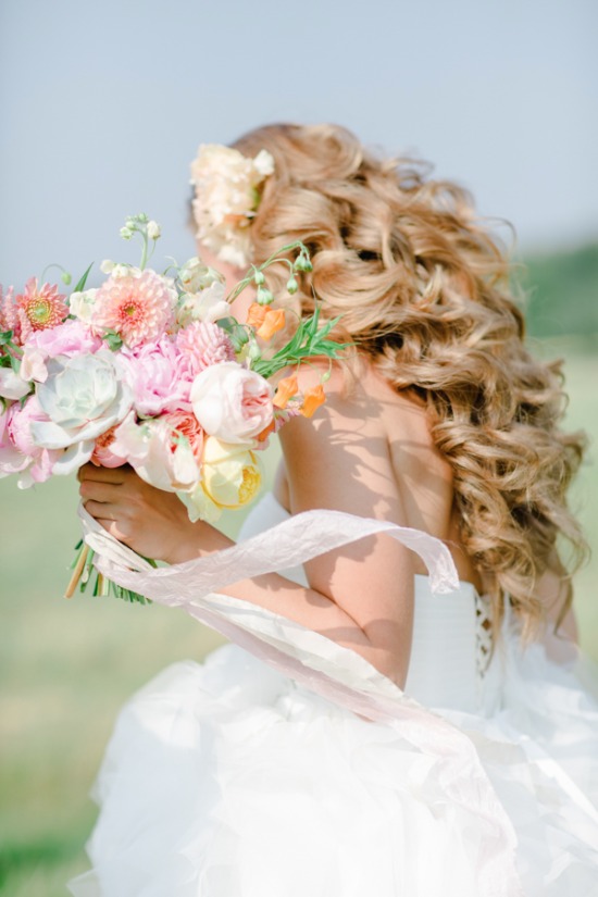yellow-and-pink-lakeside-wedding