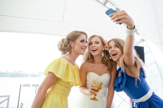 yellow-and-pink-lakeside-wedding