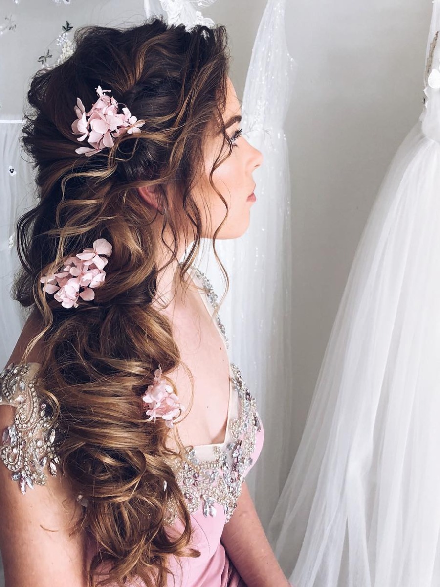 10 Secrets For Long Lasting Wedding Hair