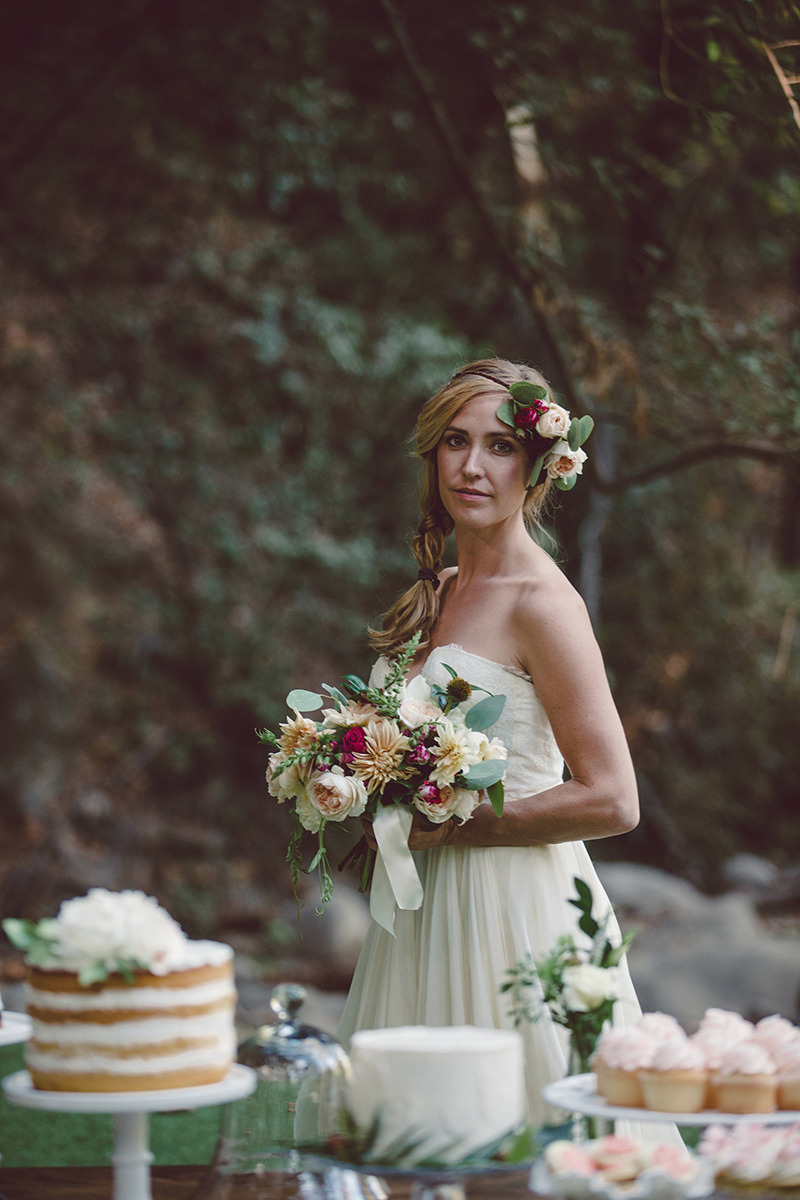 12-natural-and-rustic-forest-wedding