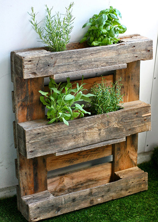 15-favorite-uses-for-wood-pallets