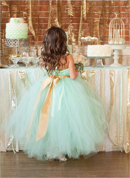 20 Fab Flower Girl Fashions