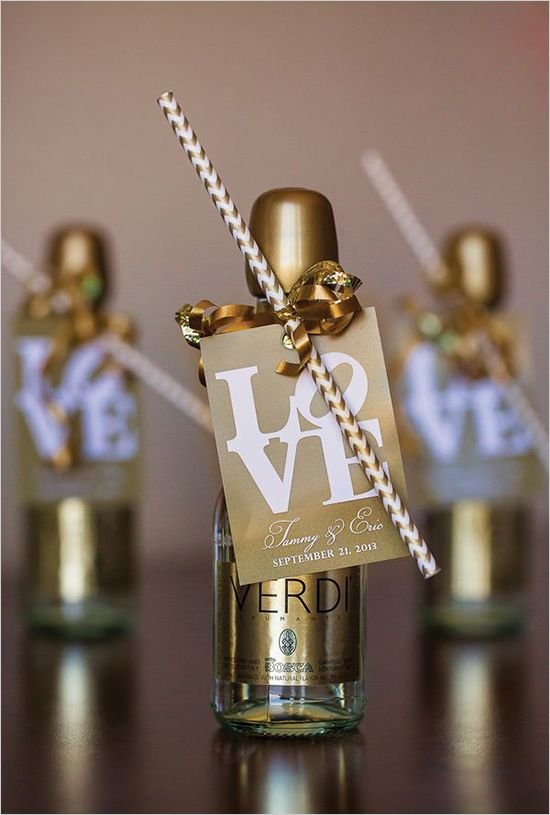 20-wedding-favors-your-guests-really-want