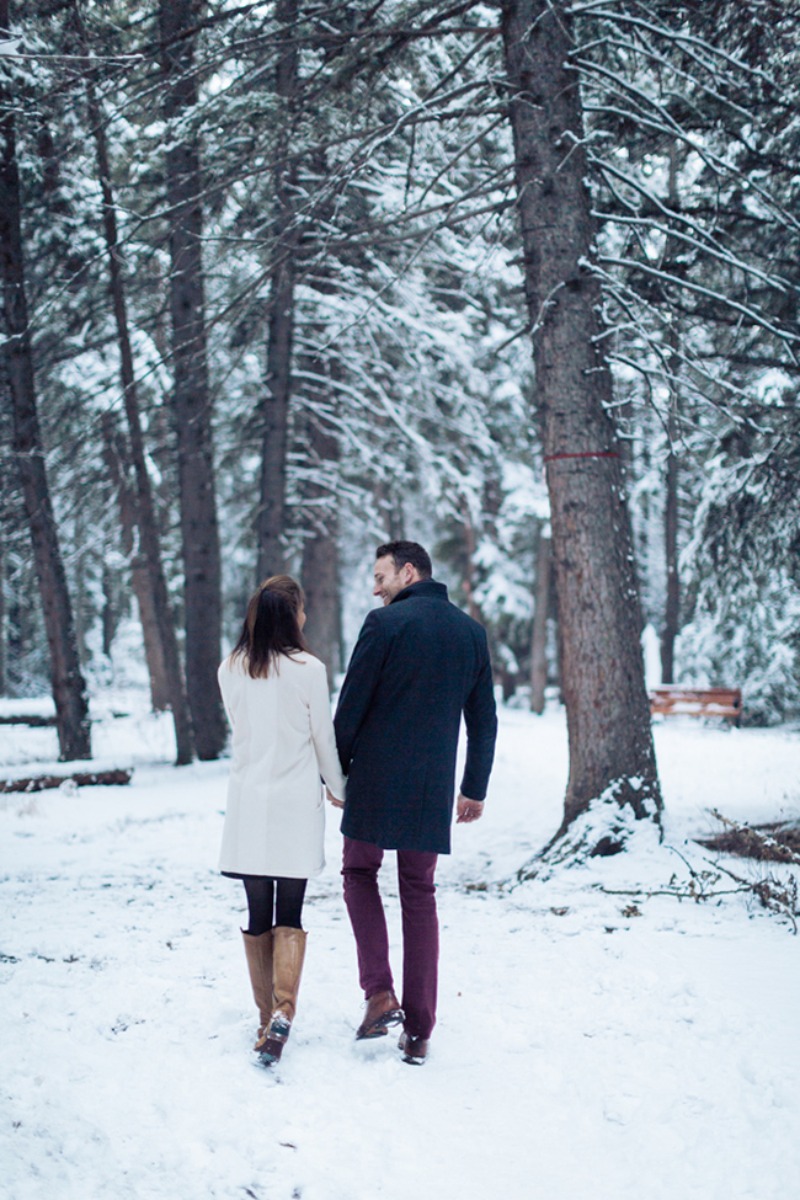 20-winter-engagement-shoot-ideas-weddingchicks