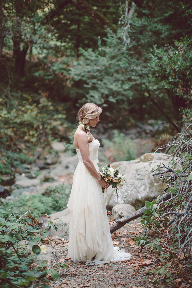 21-natural-and-rustic-forest-wedding