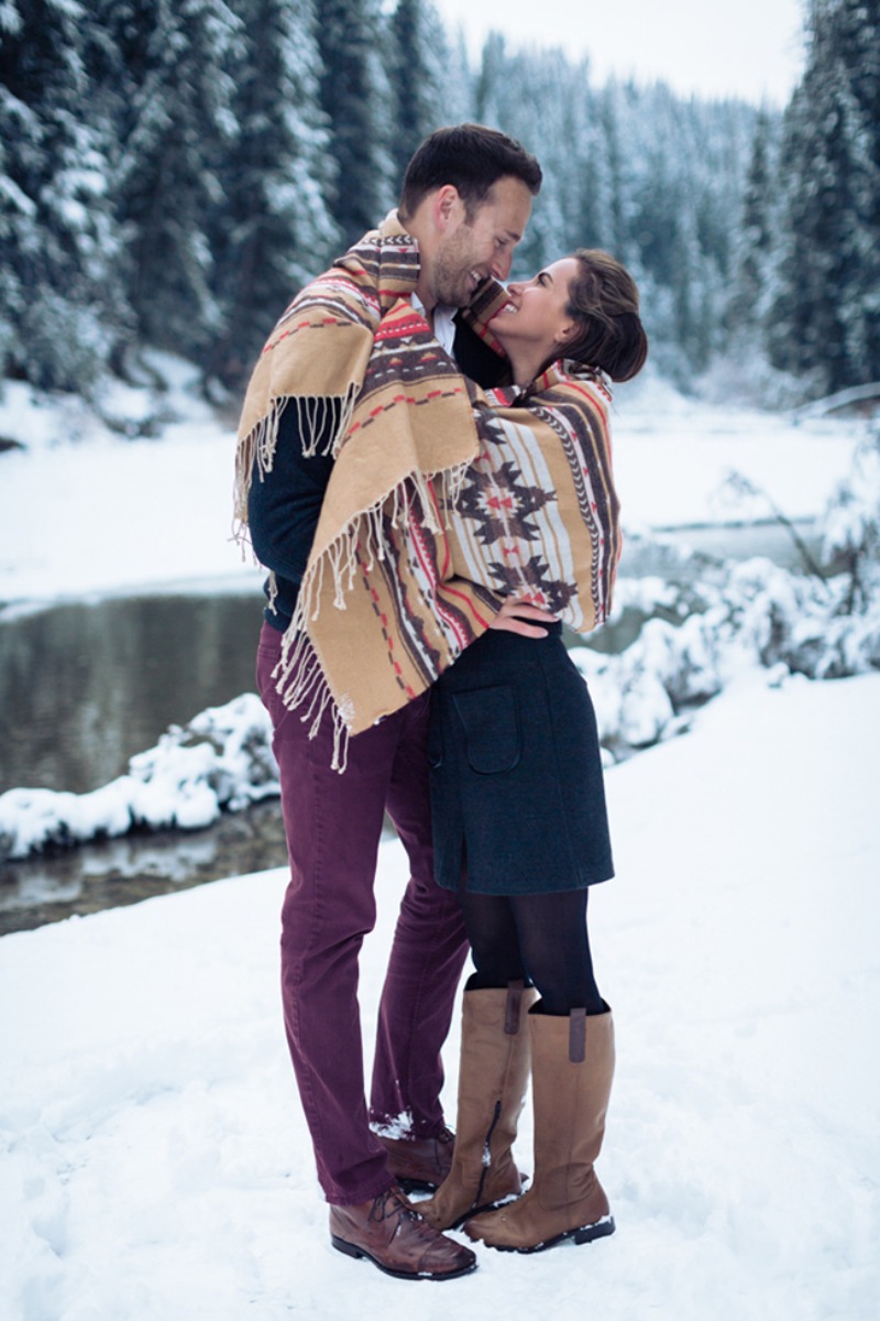 9-winter-engagement-shoot-ideas-weddingchicks