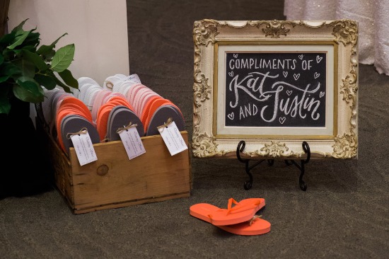 bicycles-and-balloons-wedding-in-peach