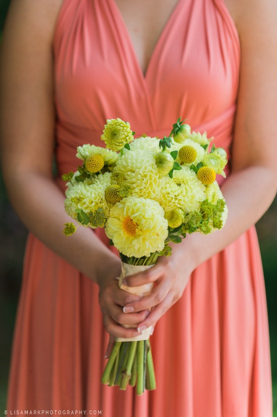 bicycles-and-balloons-wedding-in-peach
