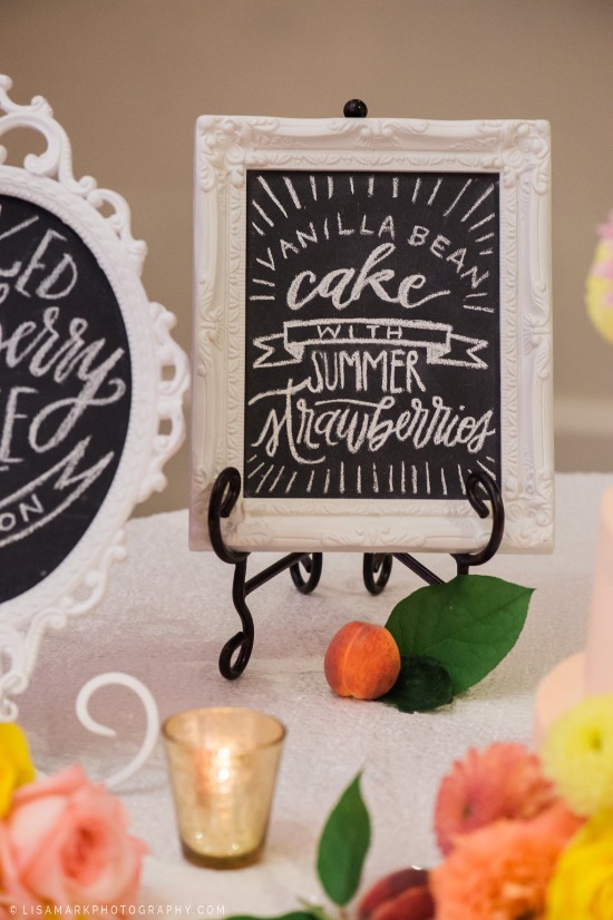 bicycles-and-balloons-wedding-in-peach