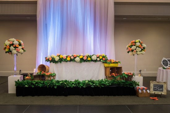 bicycles-and-balloons-wedding-in-peach