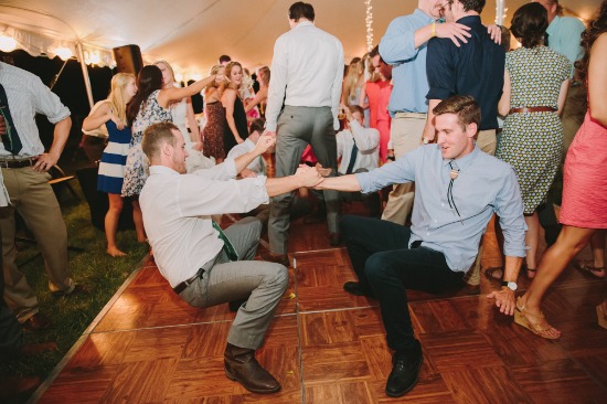charming-rustic-outdoor-wedding