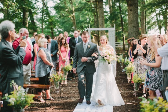 charming-rustic-outdoor-wedding