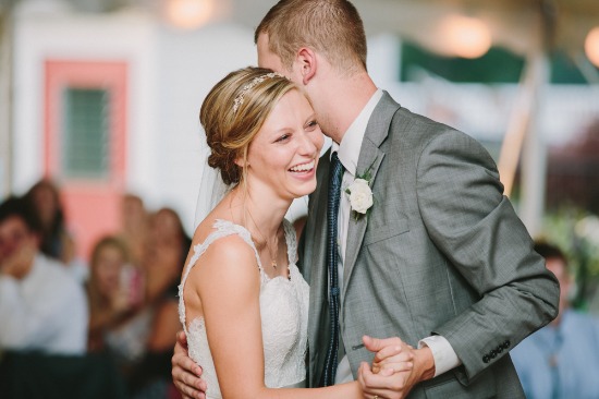 charming-rustic-outdoor-wedding