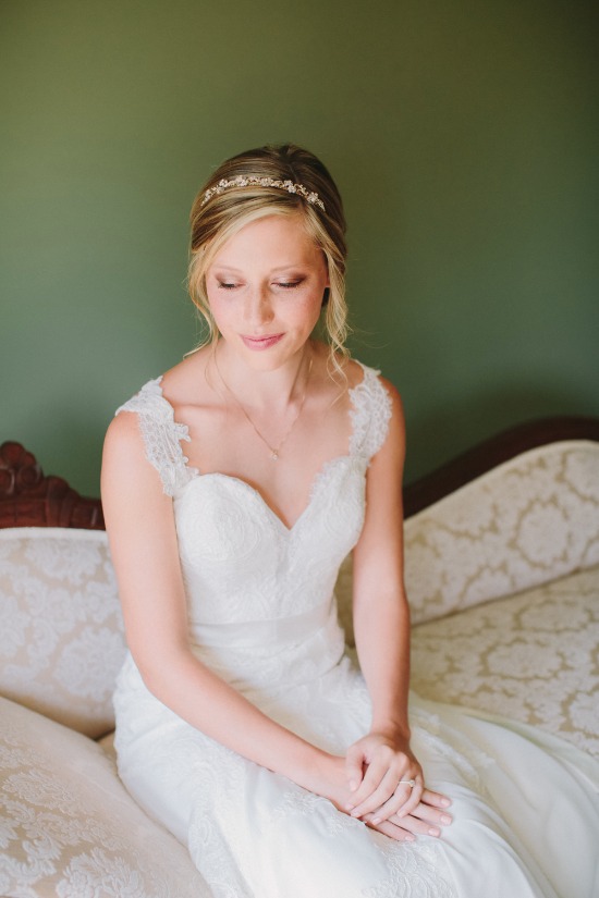 charming-rustic-outdoor-wedding