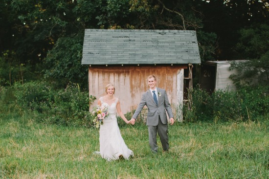 charming-rustic-outdoor-wedding