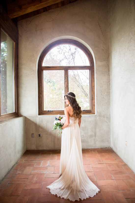 gray-and-gold-industrial-rustic-wedding