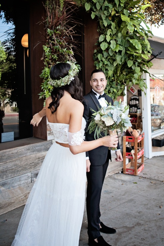 green-and-white-chic-boho-wedding