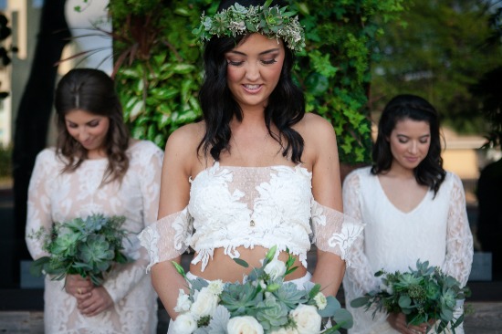 green-and-white-chic-boho-wedding