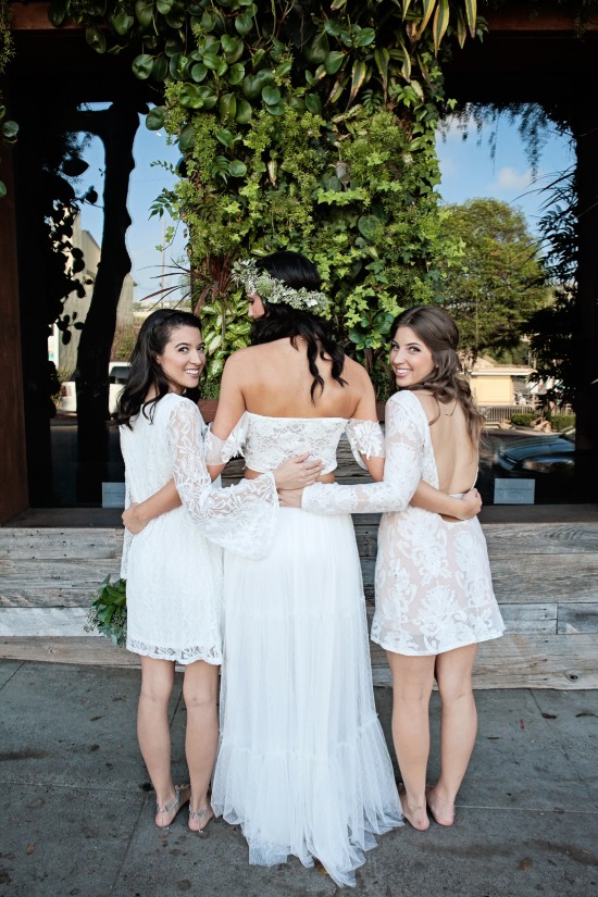 green-and-white-chic-boho-wedding