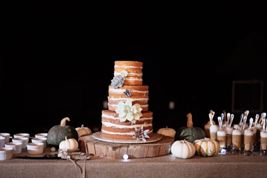 green-and-white-chic-boho-wedding